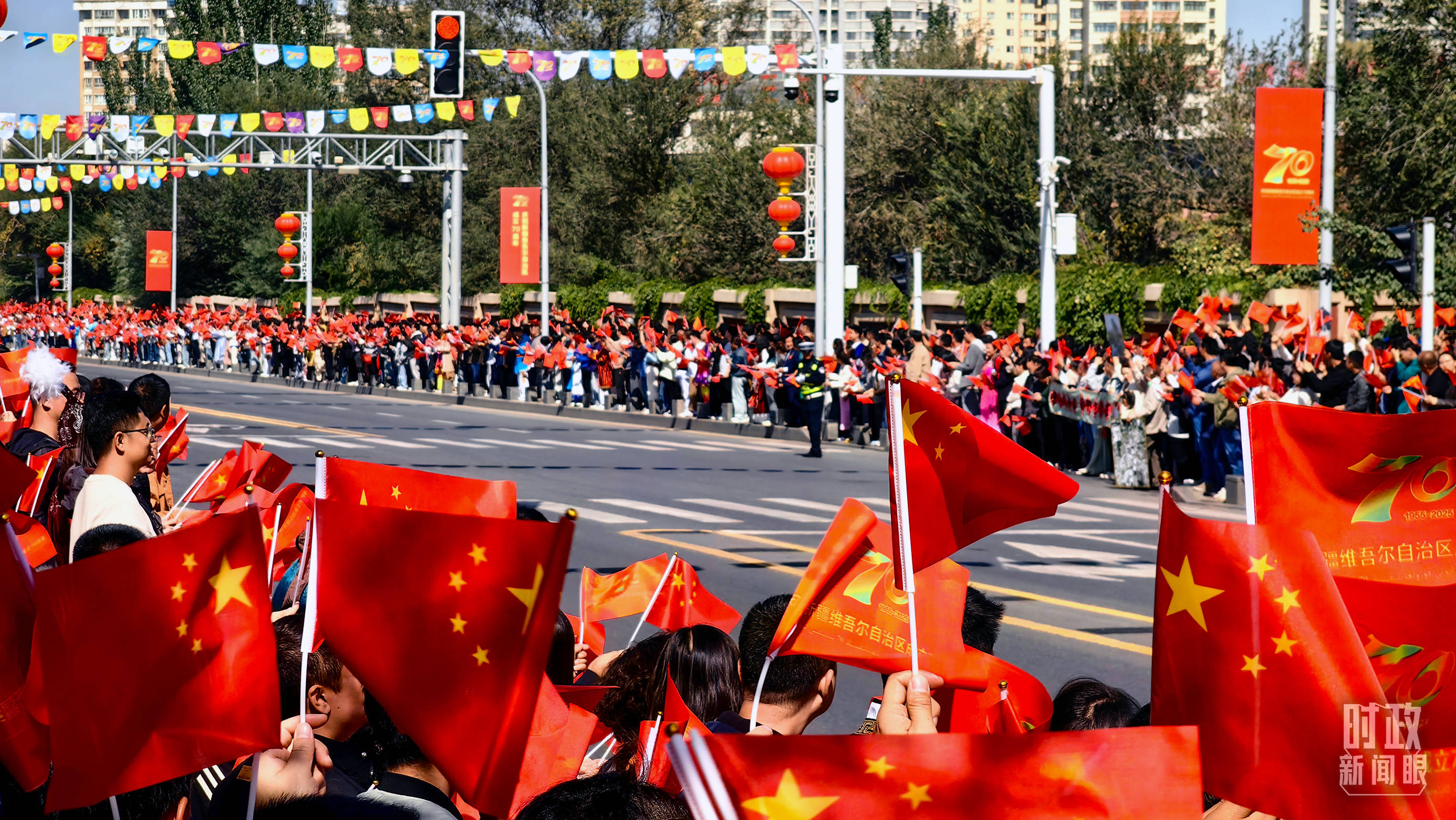 时政新闻眼丨历史性的新疆之行开启,传递哪些重要信息