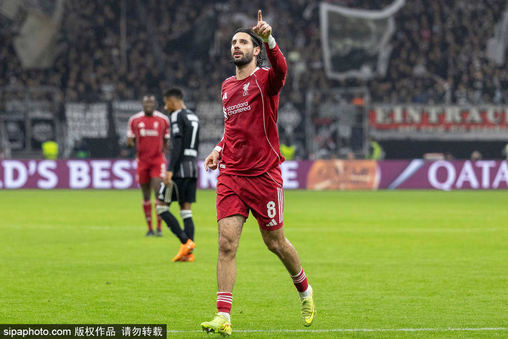 欧冠-埃基蒂克反戈维尔茨两助攻 利物浦5-1法兰克福止4连败